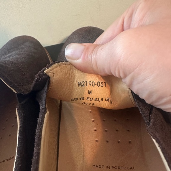 Samuel Hubbard Men's 10M "Frequent Traveler" Slip-on Dark Chocolate Suede - Picture 5 of 6